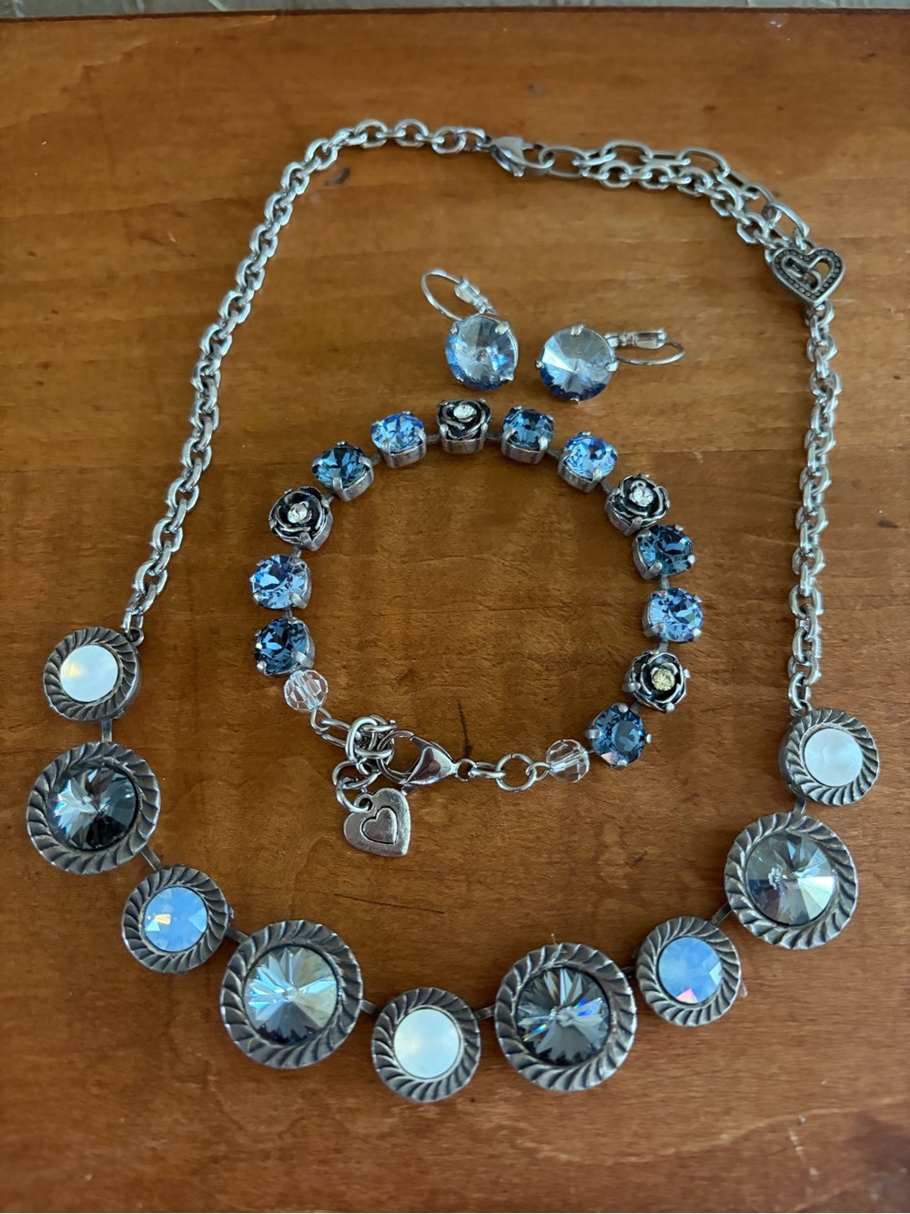 Silver-Tone Blue Sabika Style Crystal Necklace & Bracelet Set - Unknown Brand